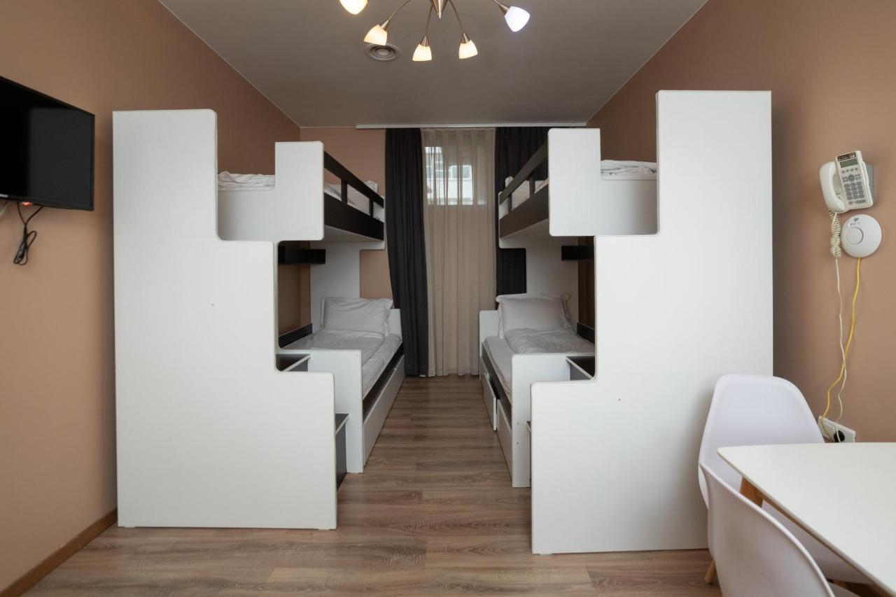Hotel Gloria Pristina Eksteriør bilde